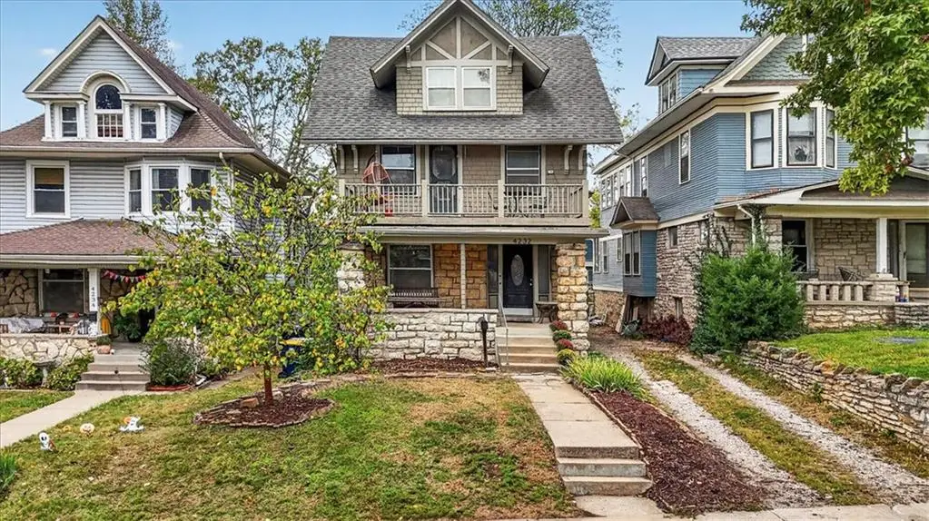 4232 Campbell Street, Kansas City, MO 64110 - #1