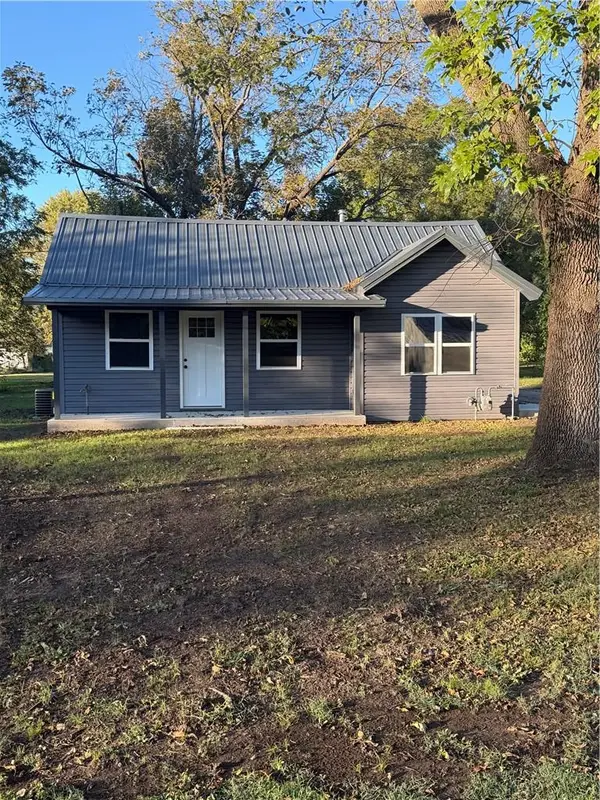 357 W Walnut Street, Prescott, KS 66767