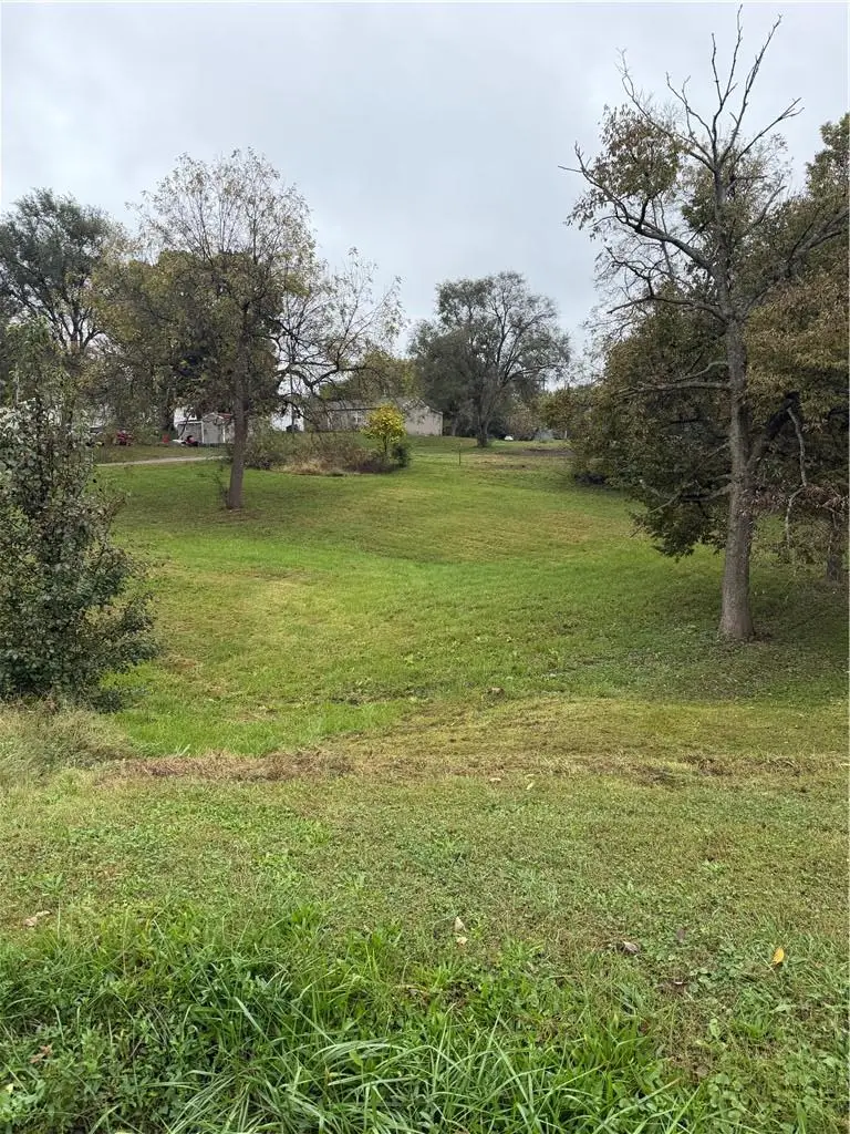 408 Grand Avenue, Gallatin, MO 64640 - #1