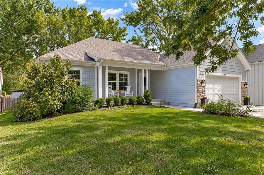 8513 Constance Street, Lenexa, KS 66215 - #2
