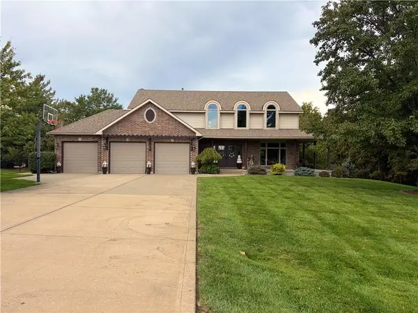 126 SE 201st Road, Warrensburg, MO 64093