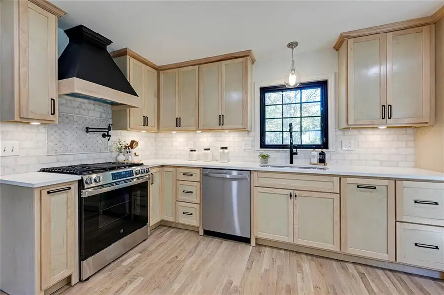 12001 Aberdeen Street, Leawood, KS 66209 - #3