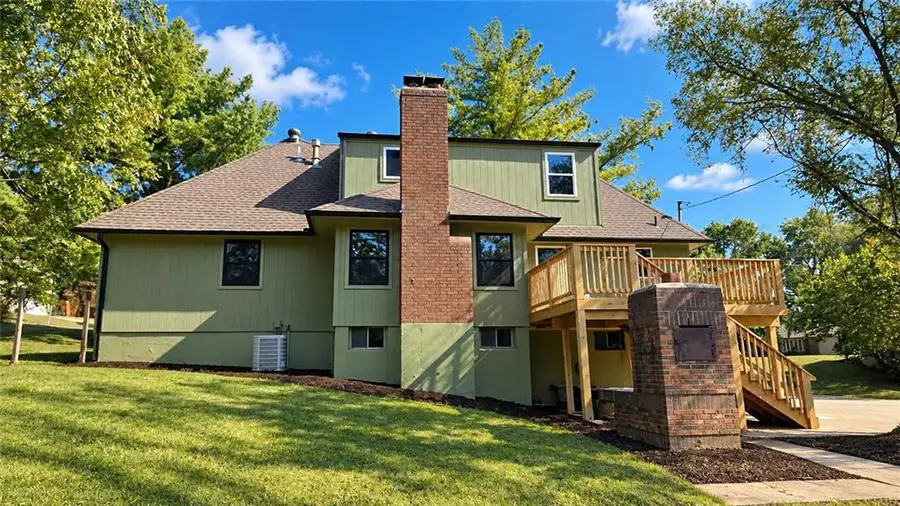 6916 Wildwood Drive, Raytown, MO 64133 - #3