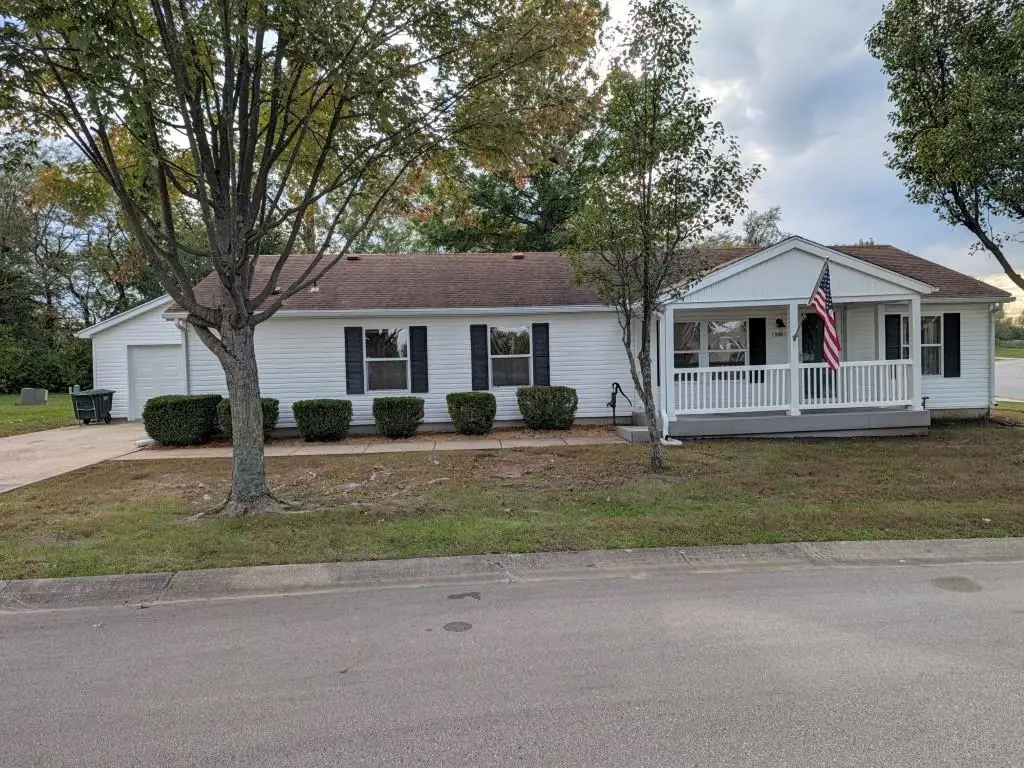 846 NE White Oaks Lane, Oak Grove, MO 64075 - #1