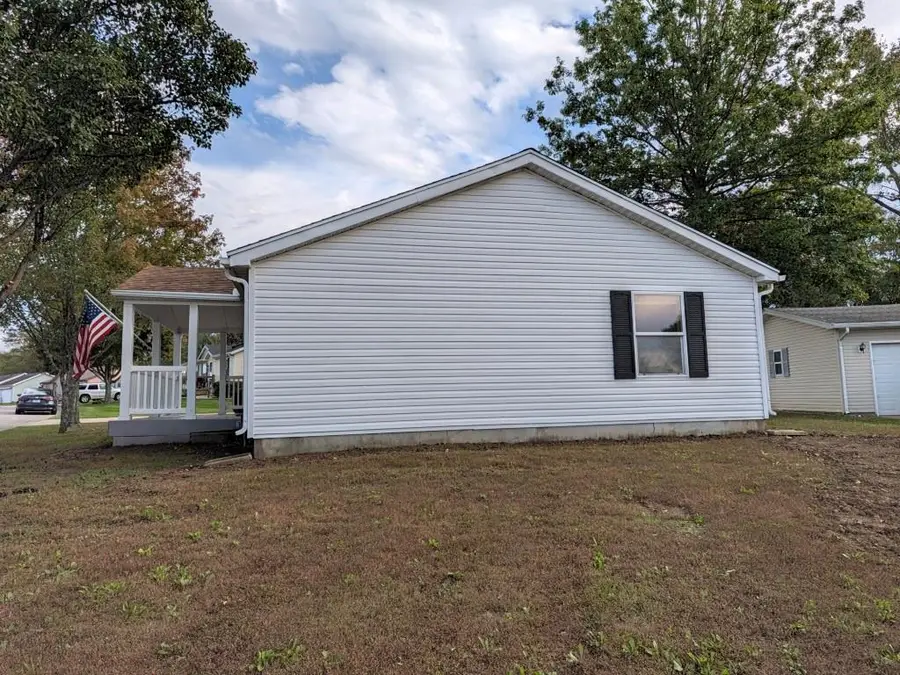 846 NE White Oaks Lane, Oak Grove, MO 64075 - #3