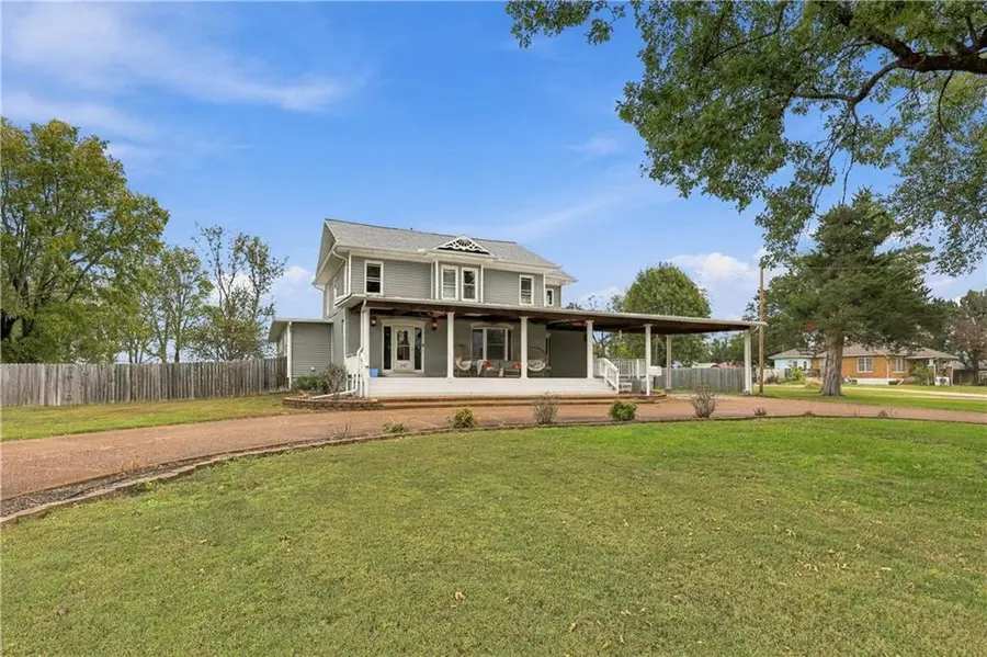 1121 North Street, Oswego, KS 67356 - #2