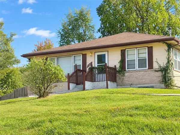 5611 Inland Drive, Kansas City, KS 66106