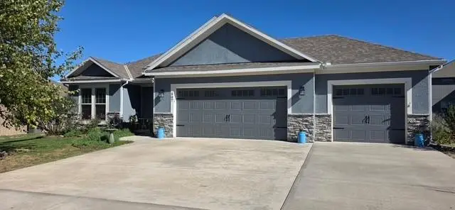 507 SW Russell Street, Oak Grove, MO 64075 - #1