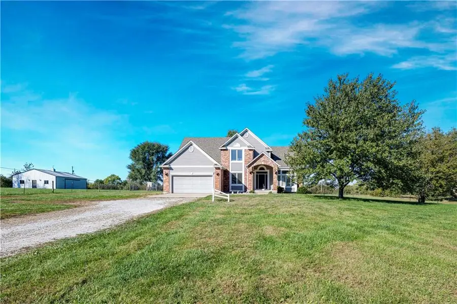 21270 Country Place Lane, Bucyrus, KS 66013 - #2