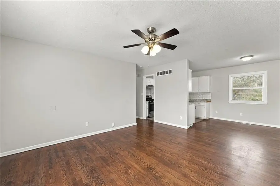 11134 E 9th Street S, Independence, MO 64054 - #3