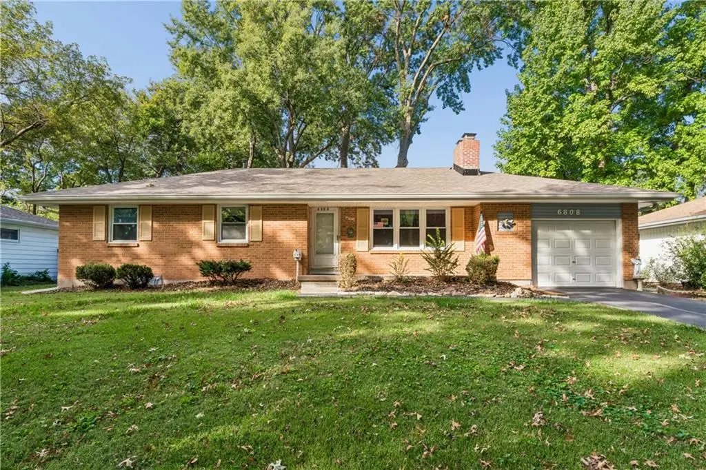 6808 Larsen Lane, Shawnee, KS 66203 - #1