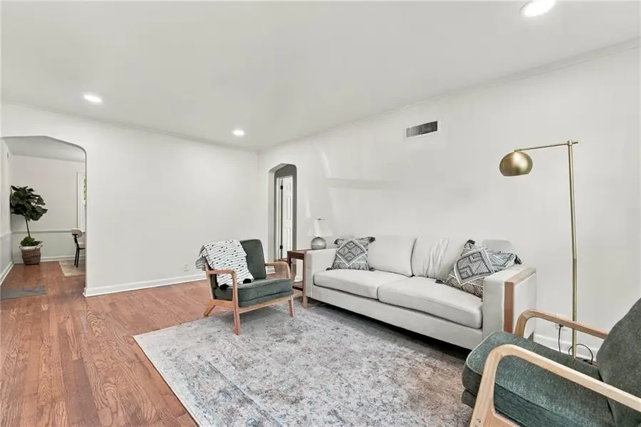7929 Madison Avenue, Kansas City, MO 64114 - #3