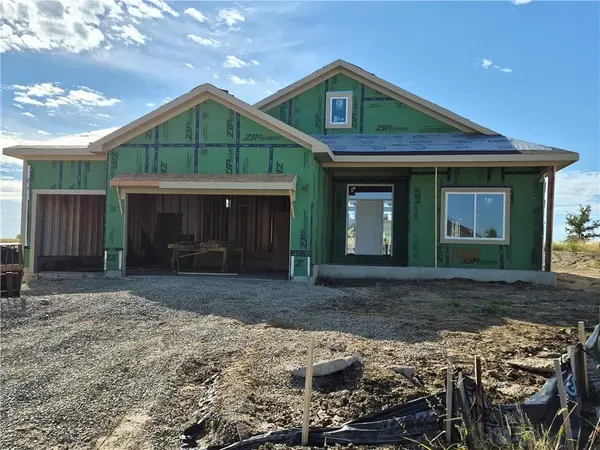 14617 Aspen Circle, Basehor, KS 66007