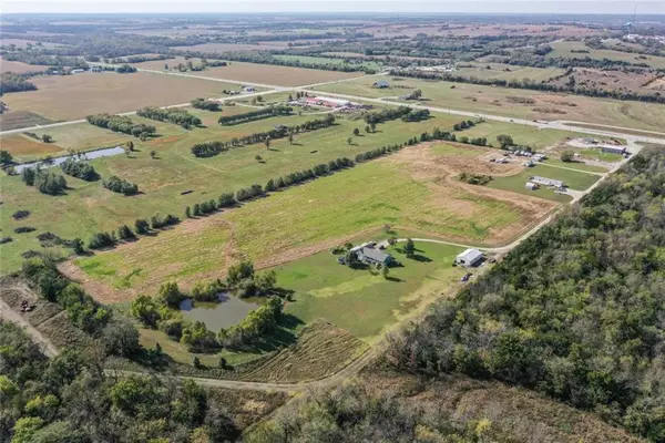 2573 Us-59 Highway, Ottawa, KS 66067