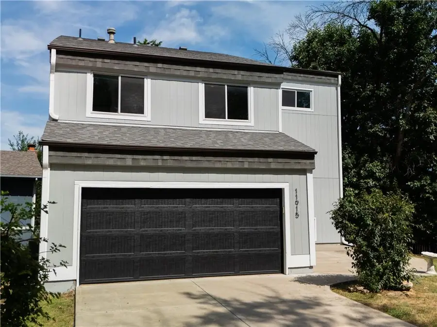 11915 W 66th Terrace, Shawnee, KS 66216 - #2