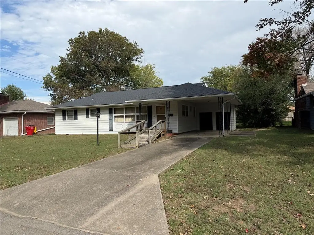 705 Normal Street, Pittsburg, KS 66762 - #1