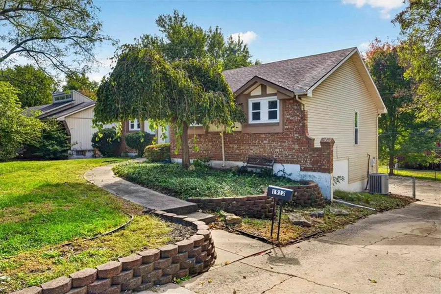 1913 SW 3rd Street, Lees Summit, MO 64081 - #3