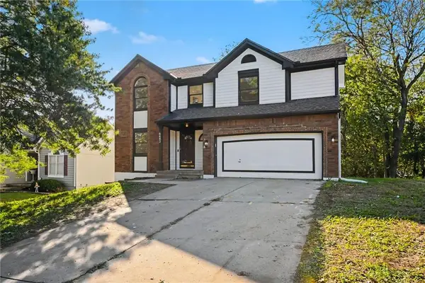 6482 NW Valley Drive, Kansas City, MO 64152