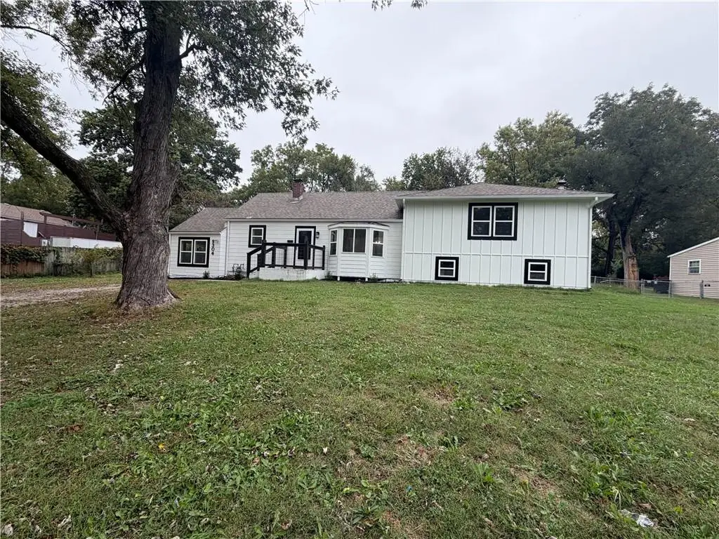 9304 E 68th Terrace, Raytown, MO 64133 - #1