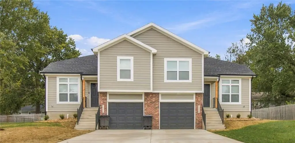 7411 Englewood Lane, Raytown, MO 64138 - #1