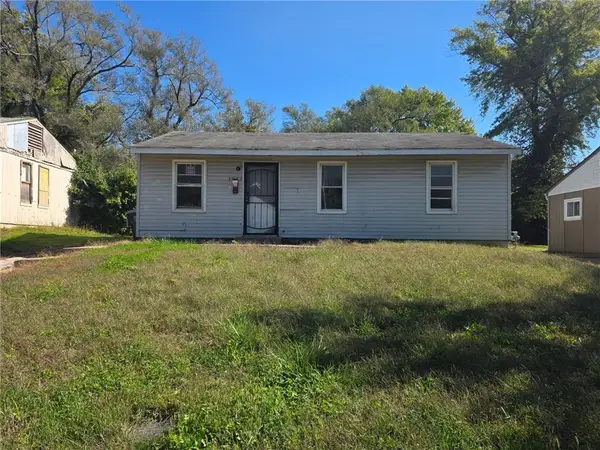 3927 Oakley Avenue, Kansas City, MO 64130