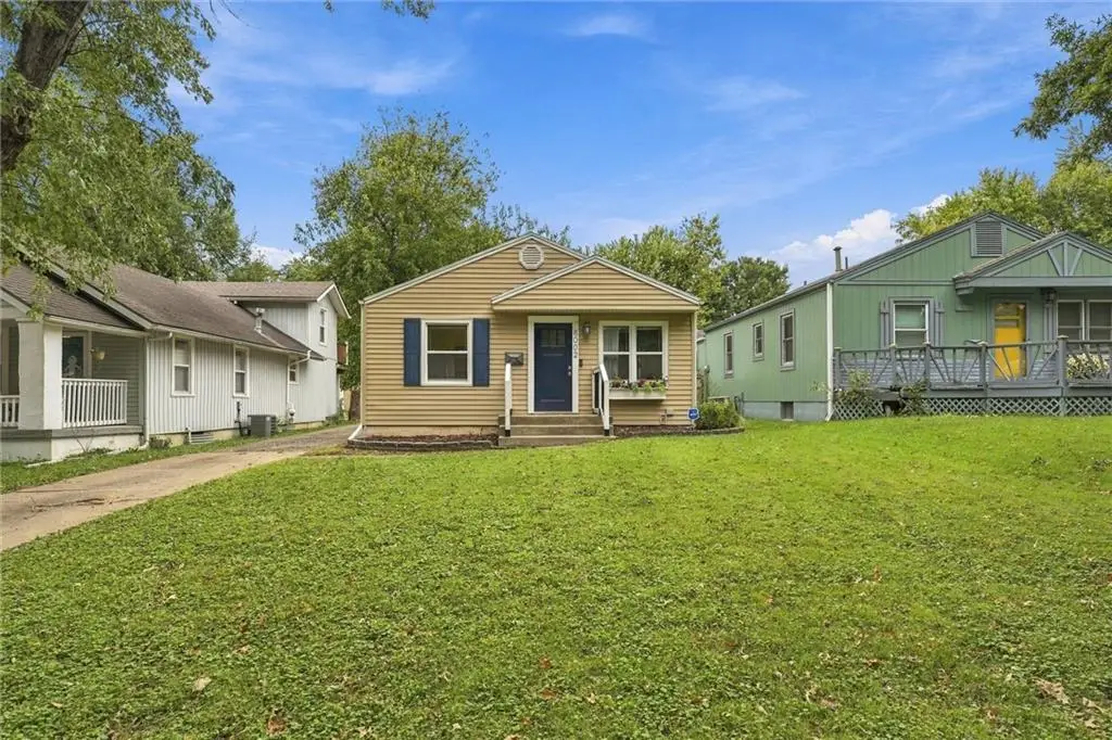 8002 Main Street, Kansas City, MO 64114 - #1