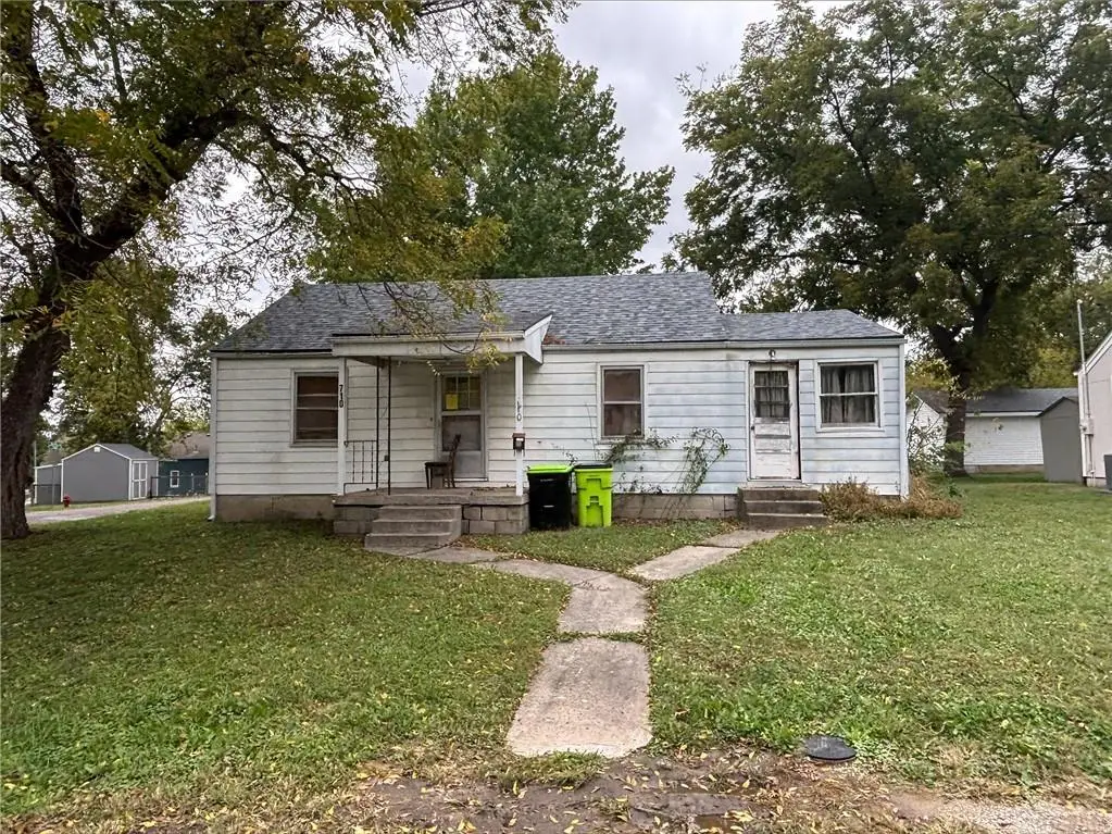 710 Pine Street, Belton, MO 64012 - #1