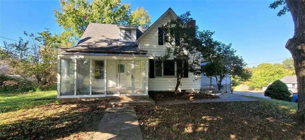 720 W 1st Street, Carrollton, MO 64633 - #1