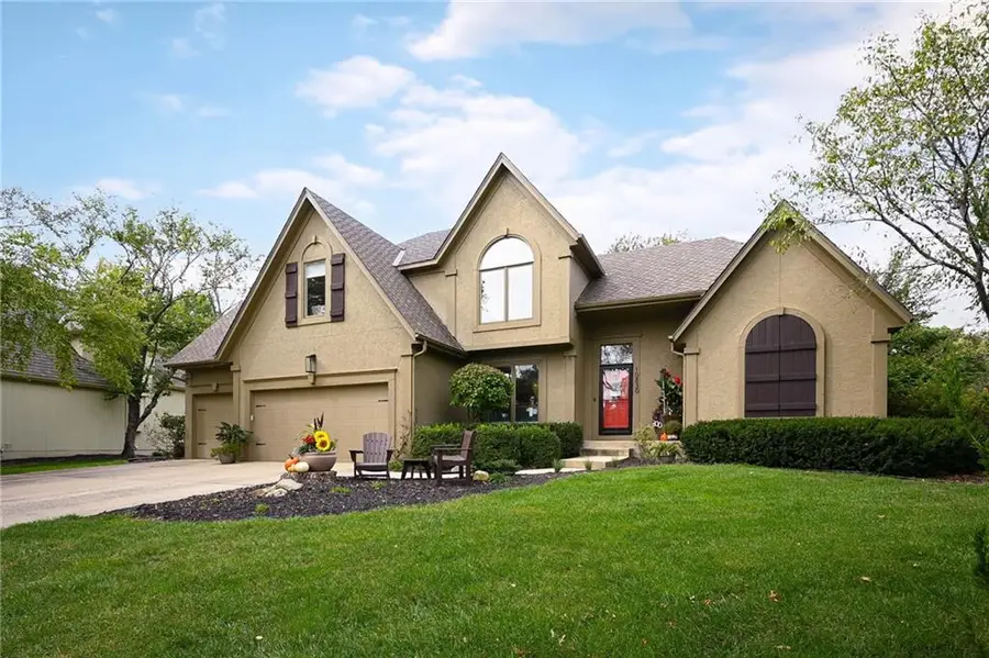 10830 S Cedar Niles Boulevard, Olathe, KS 66061 - #2