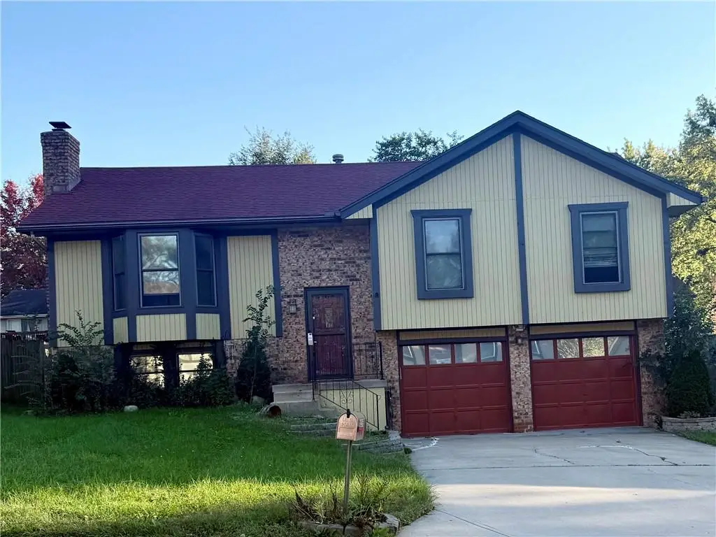 8235 Splitlog Avenue, Kansas City, KS 66112 - #1
