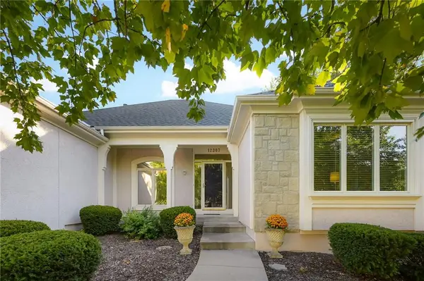 12307 Ash Ash Street, Leawood, KS 66209