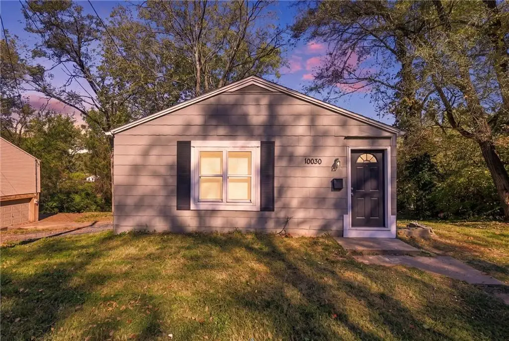 10030 E 22nd Street, Independence, MO 64052 - #1