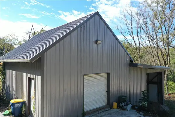 9817 Hollingsworth Road, Kansas City, KS 66109
