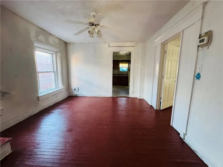 111 Monroe Avenue, Kansas City, MO 64123 - #3