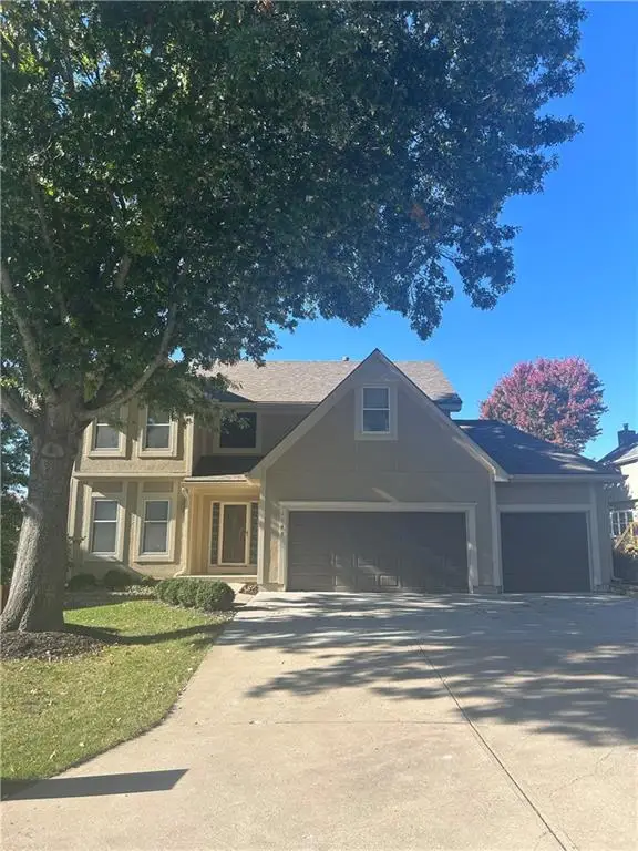 1148 Sw Pacific Circle, Lee's Summit, MO 64081