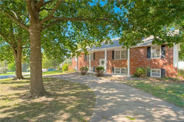 2704 67th Terrace, Kansas City, MO 64119