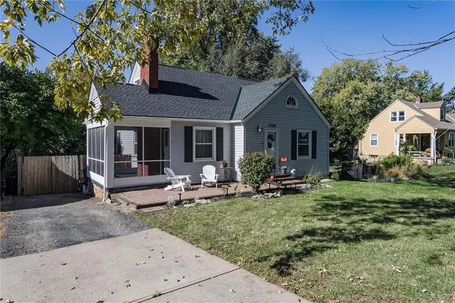 4728 Catalina Street, Roeland Park, KS 66205 - #2