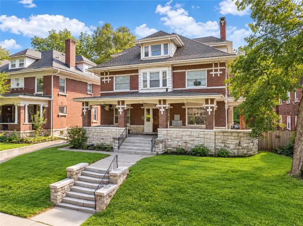 527 Gladstone Boulevard, Kansas City, MO 64124 - #1
