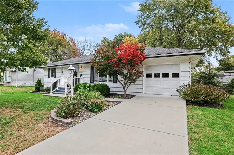 13103 Ashland Avenue, Grandview, MO 64030 - #2