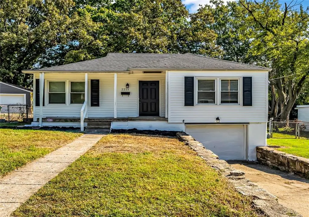 2221 N 36th Street, Kansas City, KS 66104 - #1