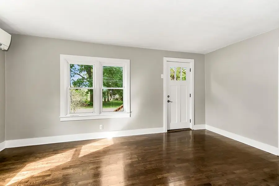 514 N Taylor Street, Pleasant Hill, MO 64080 - #3