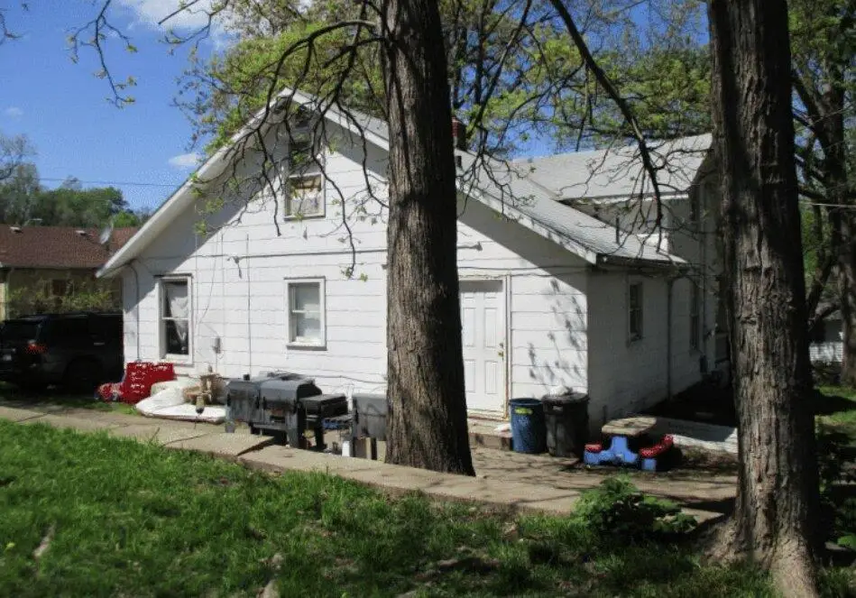 2123 E 83rd Street, Kansas City, MO 64132 - #1