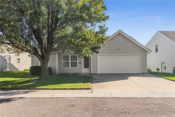 371 N Sumac Street, Gardner, KS 66030
