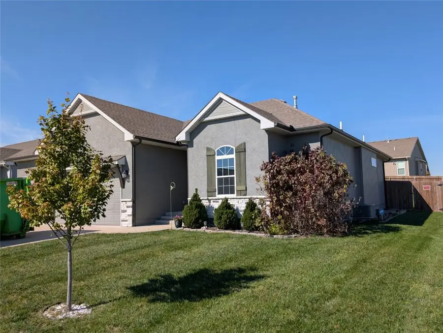 9602 N Lenox Avenue, Kansas City, MO 64154 - #3