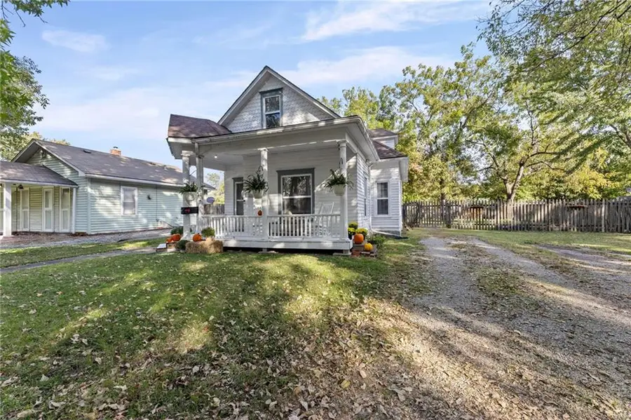 1113 S Hickory Street, Ottawa, KS 66067 - #3