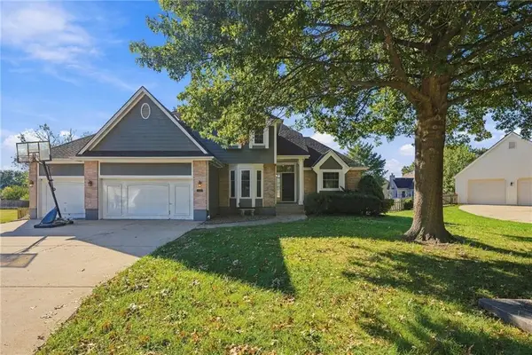 18107 E 51st Street Court, Independence, MO 64055