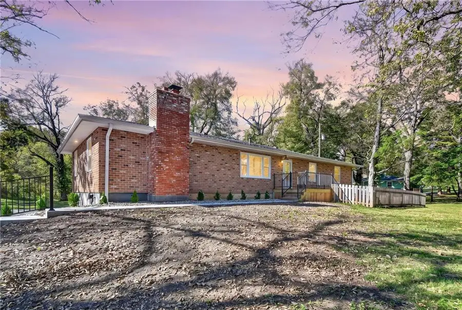 787 E State Route J Highway, Peculiar, MO 64078 - #3
