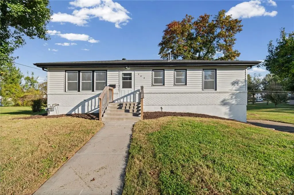 408 Washington Street, Buckner, MO 64016 - #1