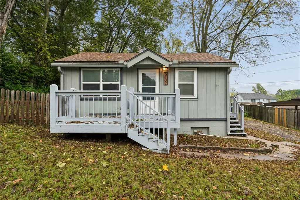 5102 47th Terrace, Kansas City, MO 64117 - #1