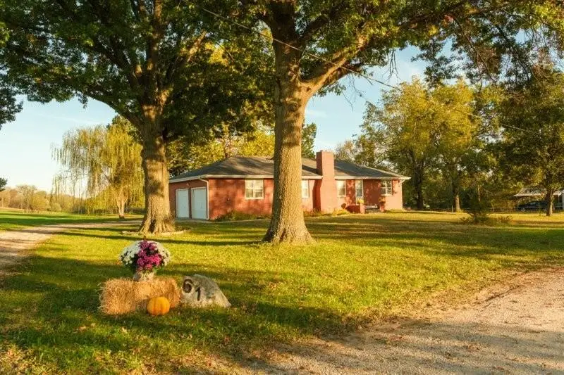 616 J Street, Creighton, MO 64739 - #1